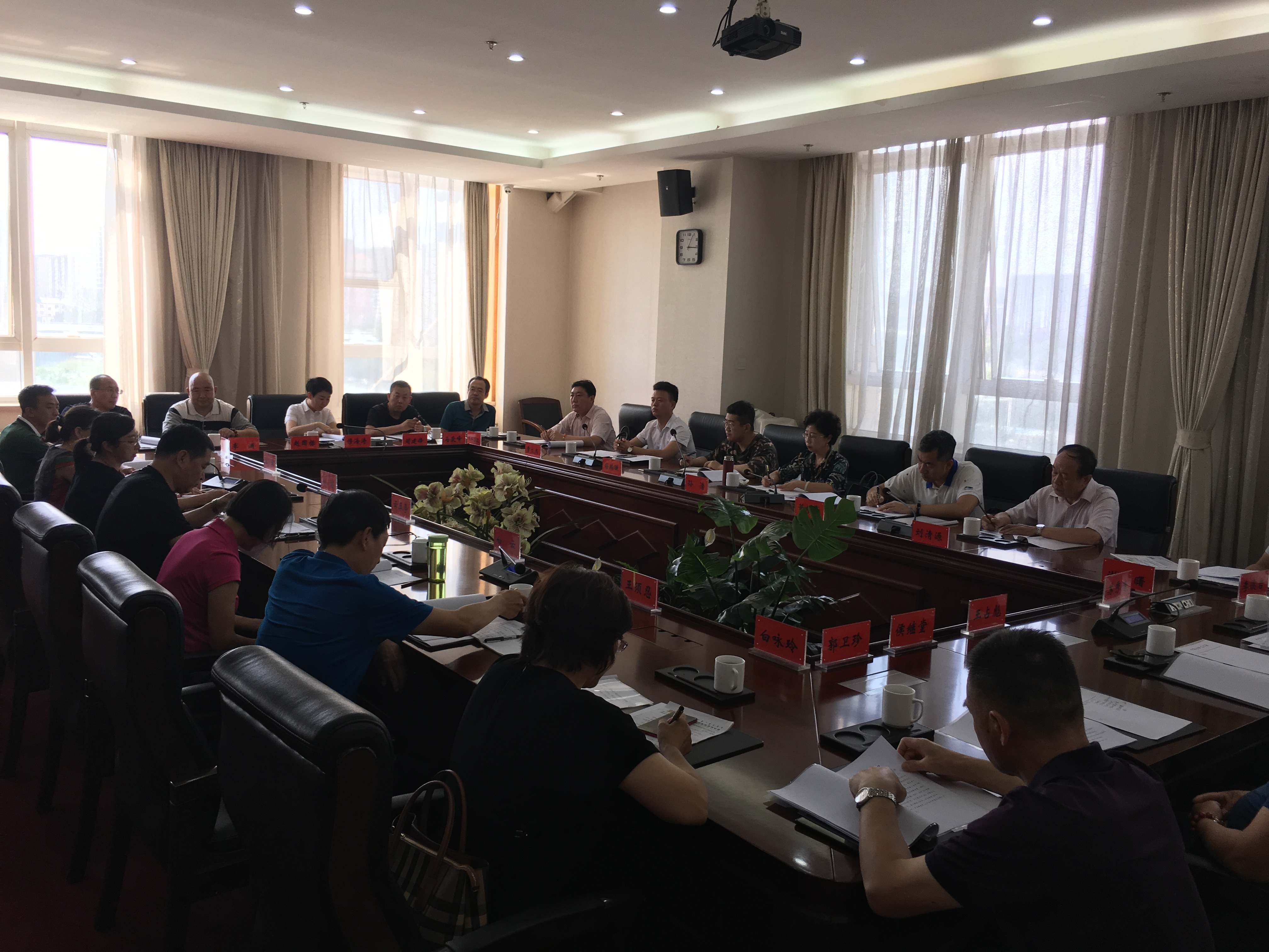 不忘初心 牢記使命 主題教育專(zhuān)題調(diào)研工作在呼和浩特市召開(kāi)